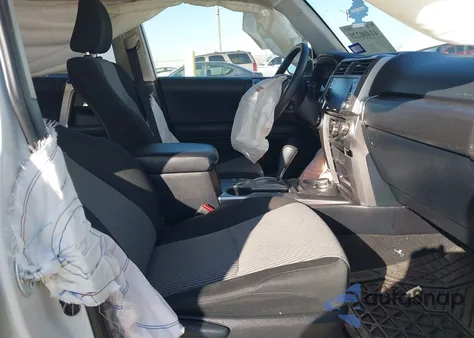 2021 Toyota 4Runner Sr5 из США, поврежденный, VIN JTEMU5JR5M5759425